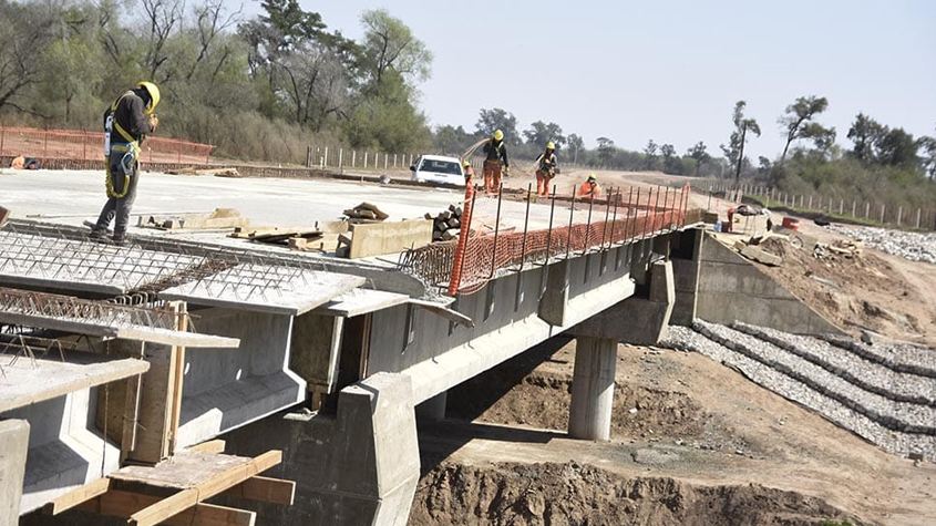 construcción de puente