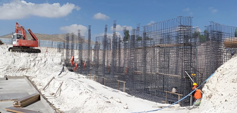 Construyen 12 hospitales y centros de salud por S/1,149 millones