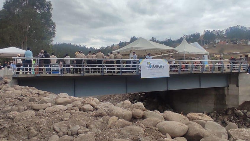 Ecuador: Inauguran Puente Feria de Ganado en Biblián