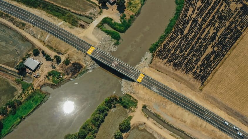 Ecuador: Prefectura de Guayas inaugura puente sobre el río Los Tintos