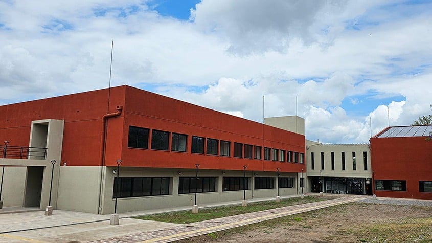 Argentina: Inauguran edificio del I.E.S. Nº 5 “José Eugenio Tello