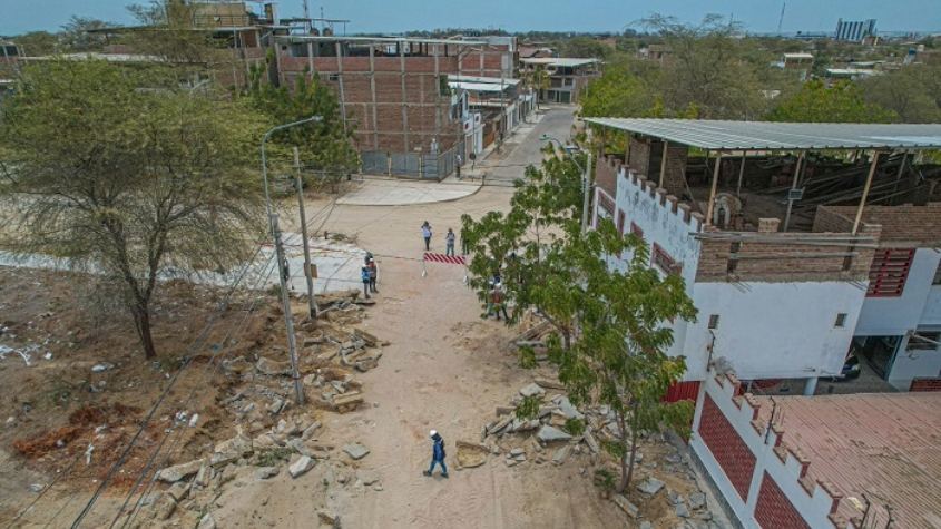 Avanzan obra de construcción en APV Hermanos Cárcamo en Piura