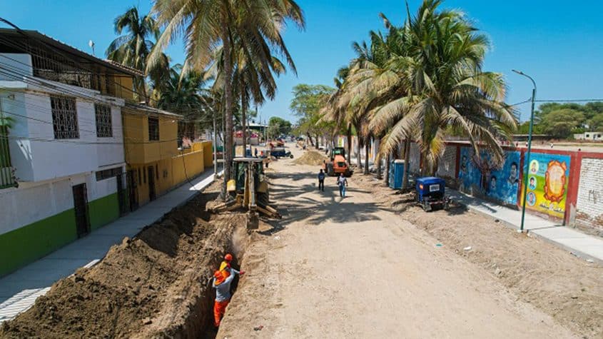 Piura: Mejoran sistema de agua y alcantarillado en Av. Richard Cushing