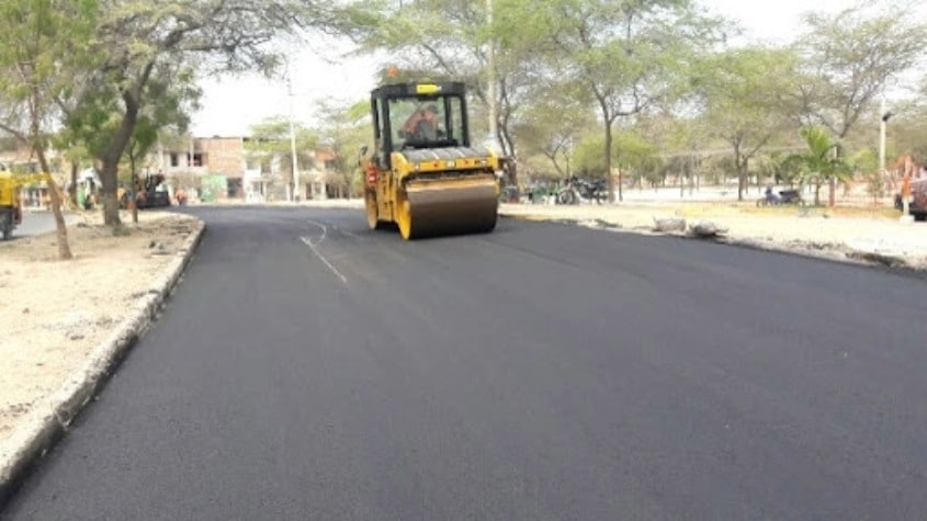 Inician obra en vía auxiliar de Av. Cáceres en Piura