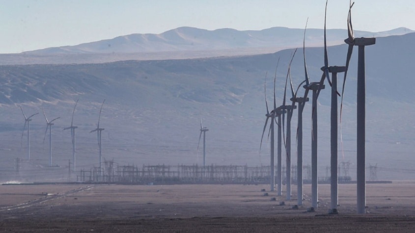 Perú: Generación eléctrica con recursos renovables creció 74 % en agosto del 2024