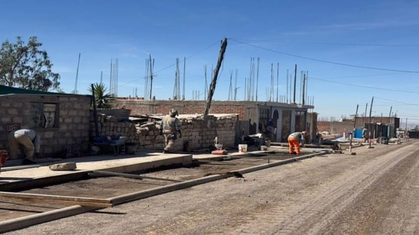 Gobierno regional de Arequipa asfalta vías en Yura
