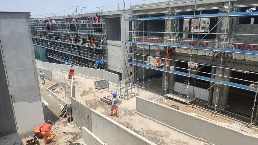 Construcción de la IE 09 J. William Fulbright en Independencia registra 90% de avance
