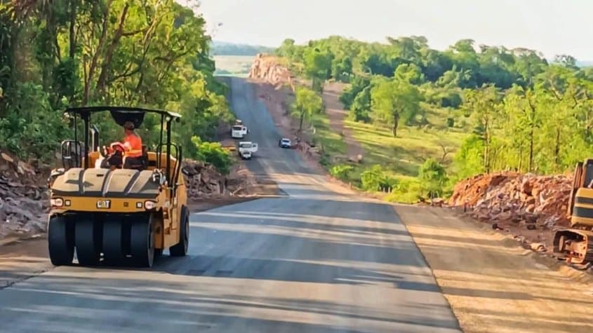 Paraguay: Concluyen pavimentación asfáltica del acceso a puerto Campichuelo, en Itapúa