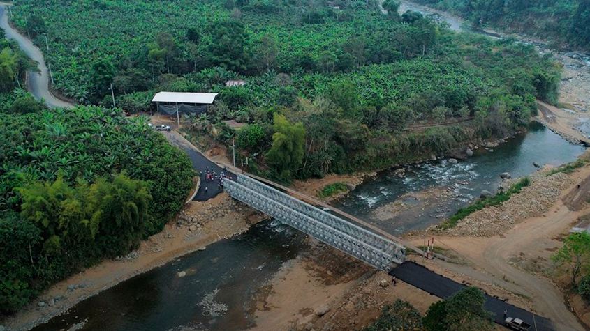 Ecuador: Inauguran puente Bailey sobre el río Calope en Cotopaxi