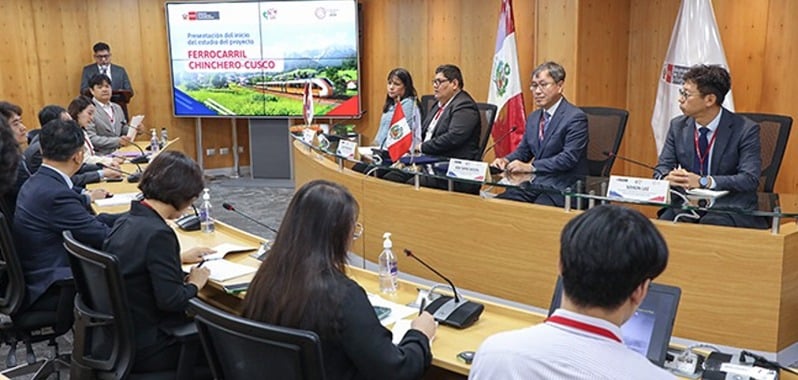 MTC coordina con autoridades de Corea para impulsar estudio del Ferrocarril Chinchero-Cusco