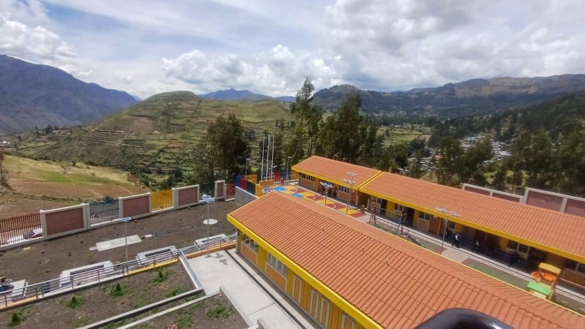 colegio en ayacucho