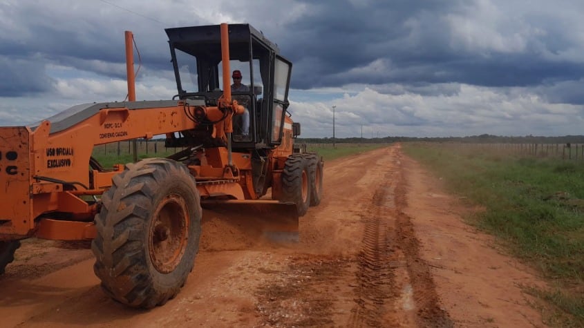 Paraguay: MOPC mejoró vías vecinales en Caazapá y Paraguarí