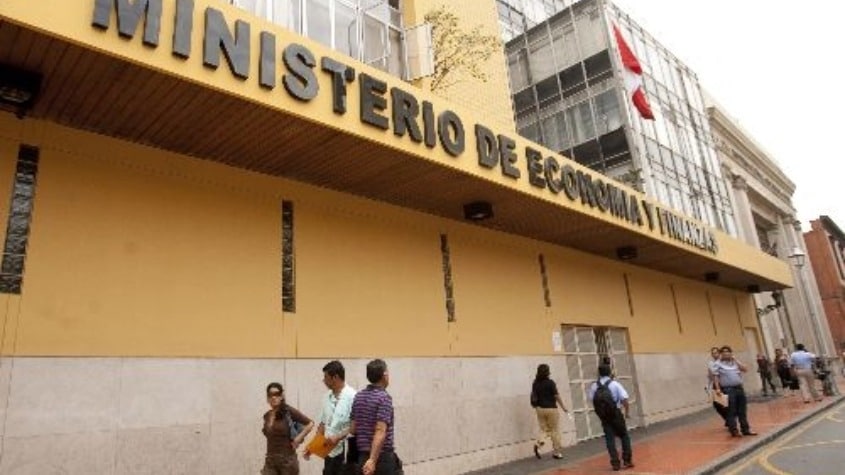 MEF transfiere S/ 95 millones al Fondo Invierte para el Desarrollo Territorial