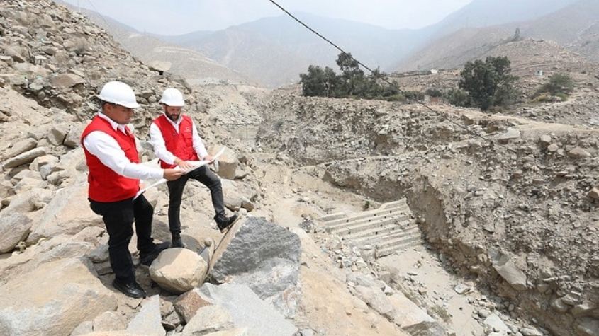 Lurigancho: Diques deteriorados o destruidos ponen en riesgo a población aledaña a seis quebradas