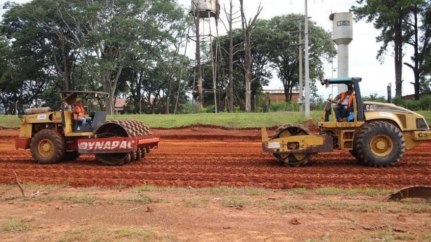 Paraguay: MOPC ejecuta mejoramiento urbano en Coronel Oviedo