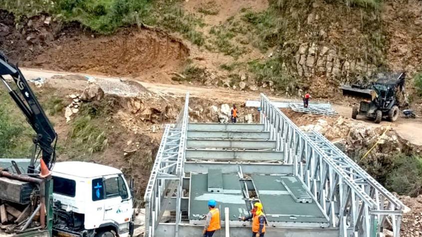 El MTC avanza con la instalación del puente Taclla en Apurímac