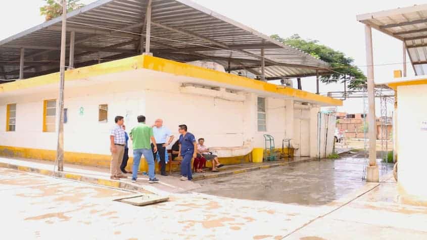 Centro de salud afectado por las lluvias en Lambayeque.