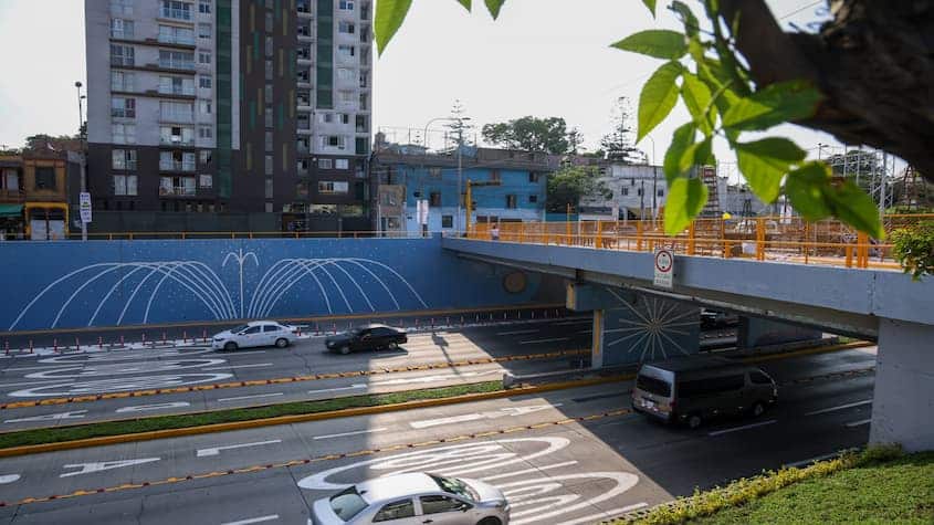 Vista panorámica de la renovada Vía Expresa, nuevas pistas.