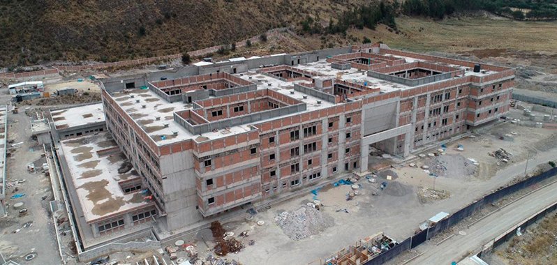 obra de hospital paralizada