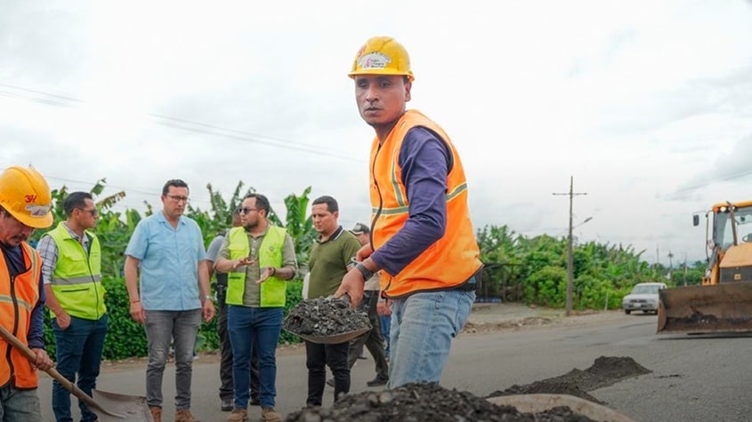 Ecuador: Inician rehabilitación del tramo La Maná – Valencia