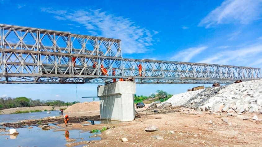 Piura: Culminan instalación del puente modular San Francisco