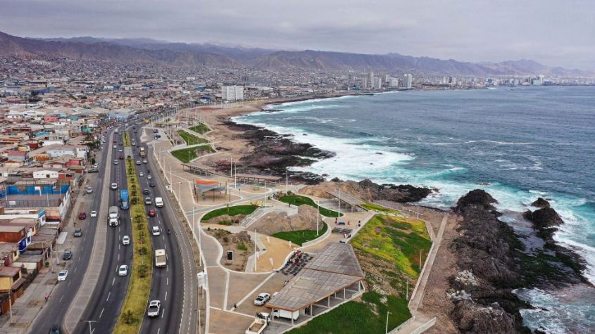 Chile inaugura moderno paseo costero de 1,7 km en Antofagasta para potenciar el turismo
