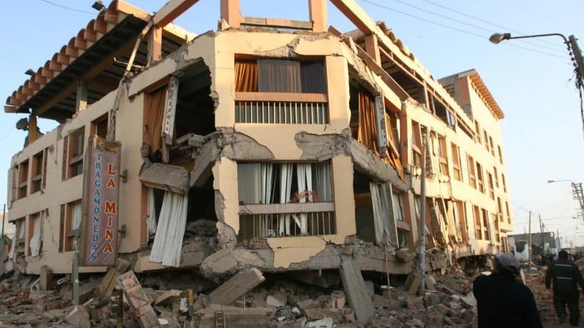 En un sismo, la vida de las personas es prioritario. ¿Y la defensa de la infraestructura para cuándo?