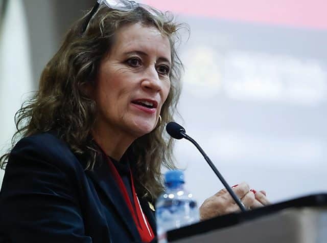 Lourdes Giusti: “No se puede seguir entregando obras públicas sin asegurar la calidad del producto final”