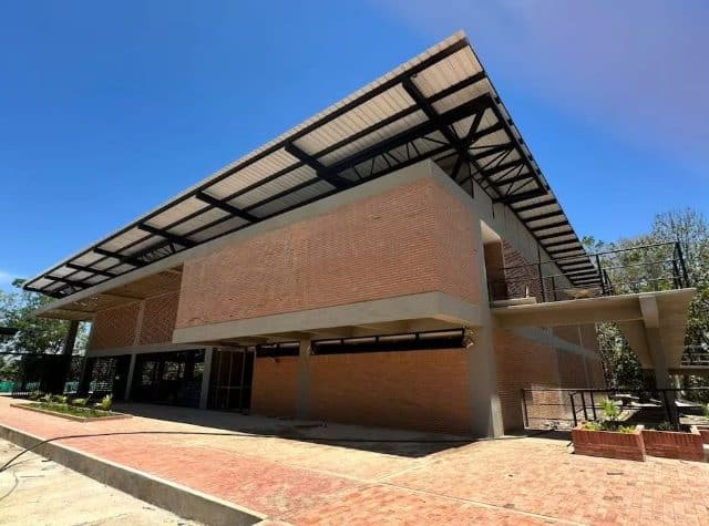 Colombia: Fundación Pies Descalzos finalizó la construcción de megacolegio en el Catatumbo, que beneficiará a más de 900 estudiantes