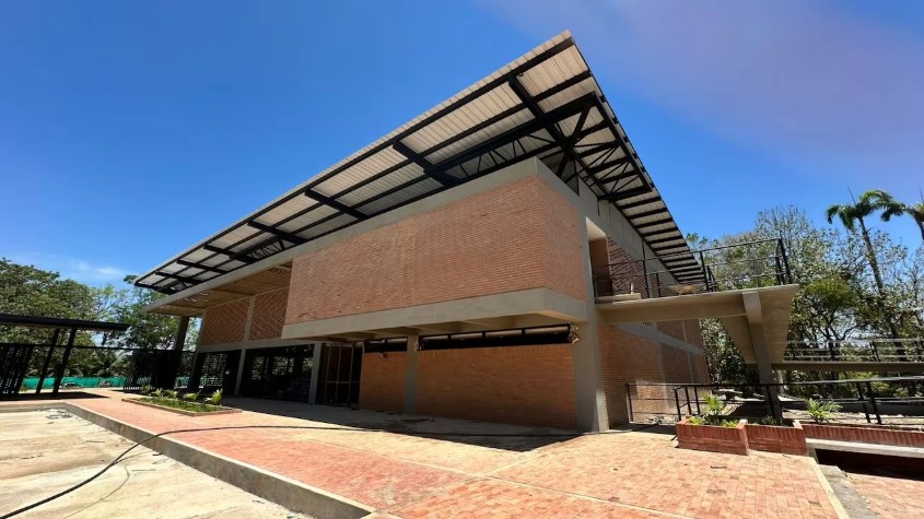 Colombia: Fundación Pies Descalzos finalizó la construcción de megacolegio en el Catatumbo, que beneficiará a más de 900 estudiantes