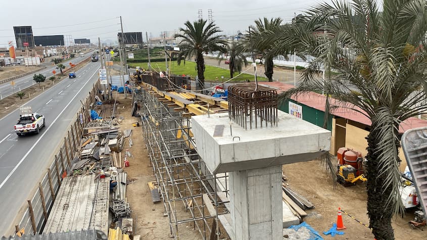 Punta Hermosa: Puente peatonal en el km 38 de la Panamericana Sur registra un 43% de avance