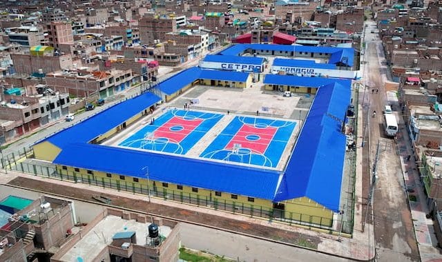 Puno: Construcción del local de contingencia del colegio Las Mercedes de Juliaca alcanza el 98% de avance