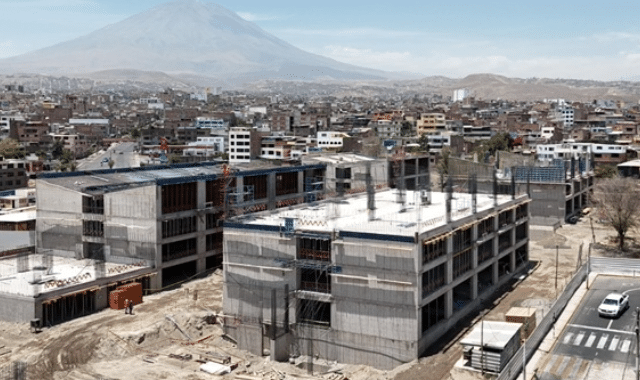 Construcción del Colegio Arequipa registra un 23% de avance