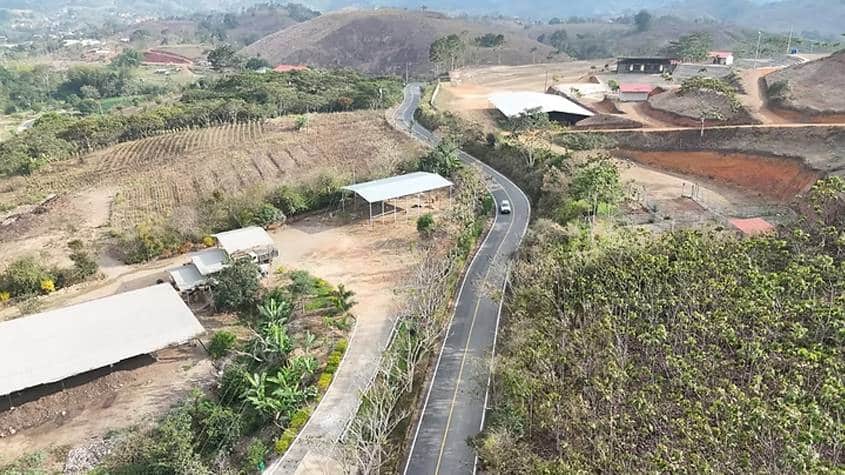 carretera asfaltada