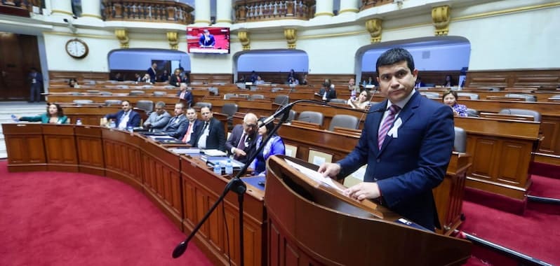 Wilder Sifuentes, Ministro de Vivienda, Construcción y Saneamiento del Perú.