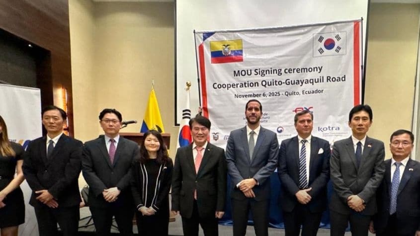 representantes de ecuador y corea del sur