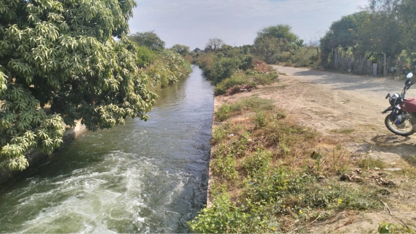 Obra - Canal de riego